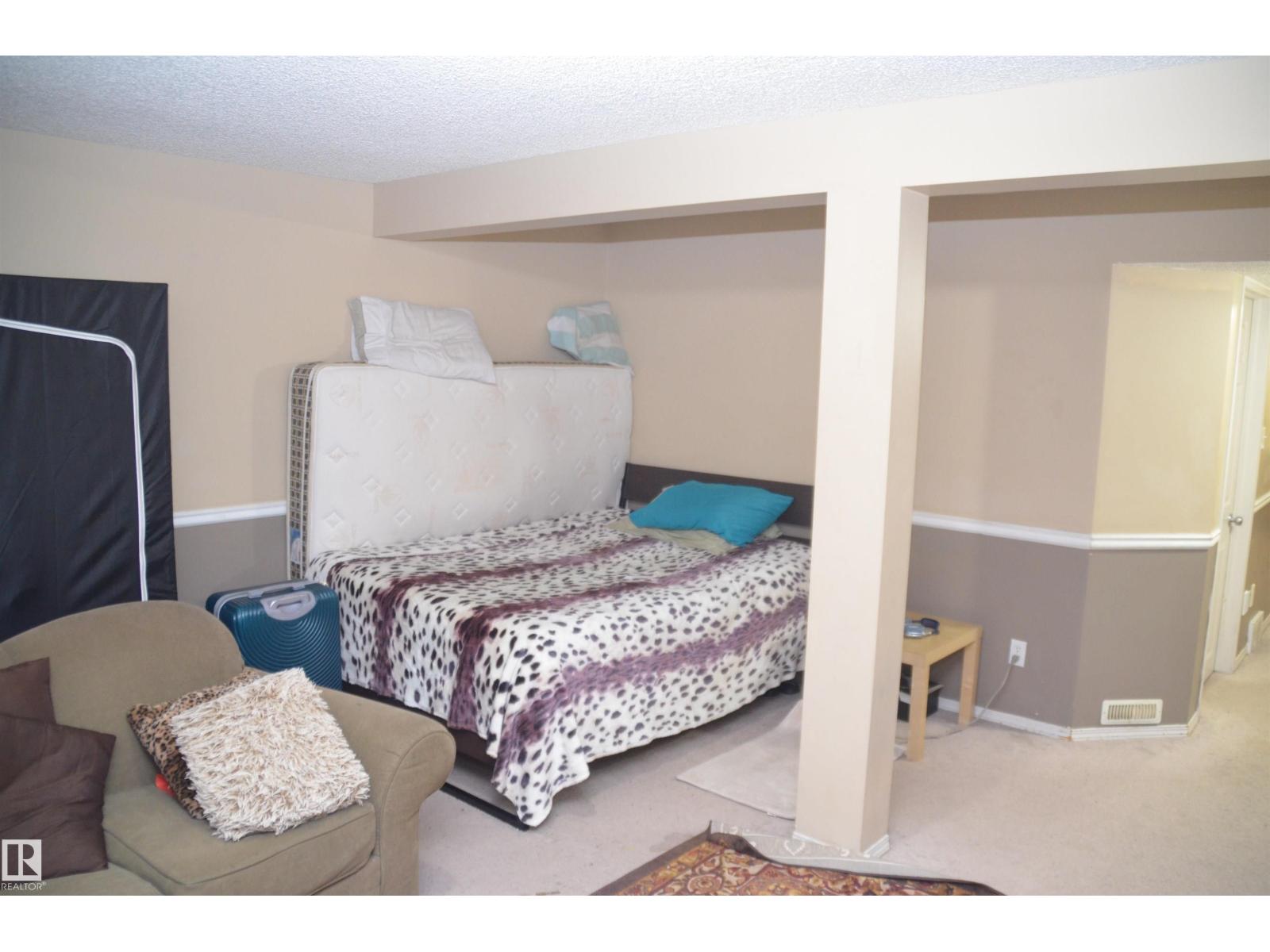 Photo 21 of 25 14603 Miller Bv Nw, Edmonton AB