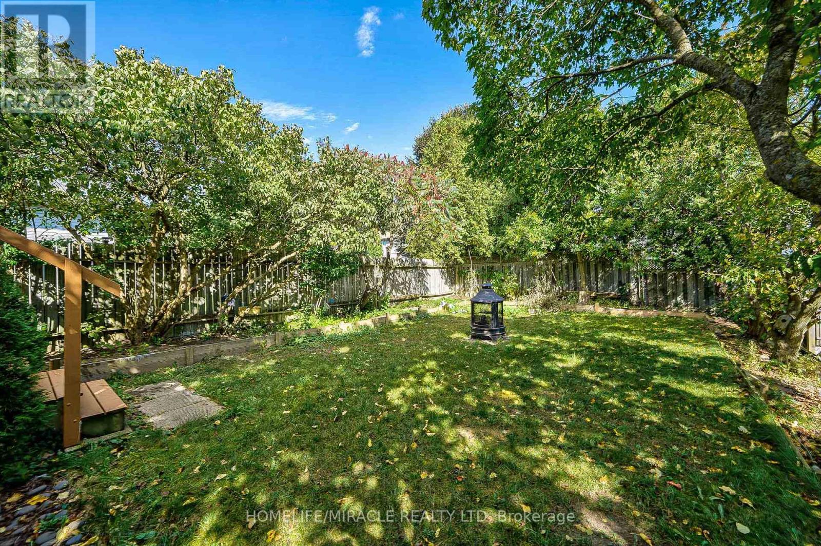 Photo 26 of 131 Poplar Drive, Cambridge ON