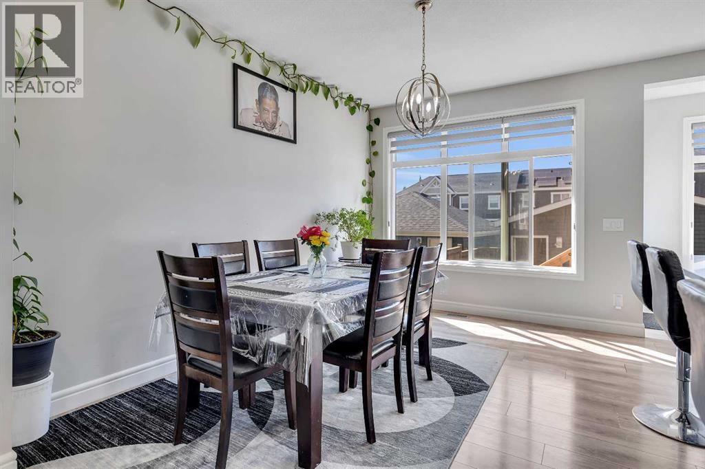 Photo 19 of 41 Sunrise Heights, Cochrane AB