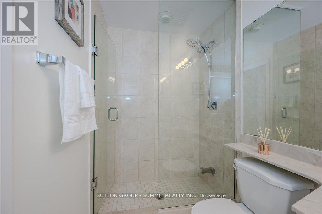 Photo 2 of 1402 50 Absolute Avenue, Mississauga ON