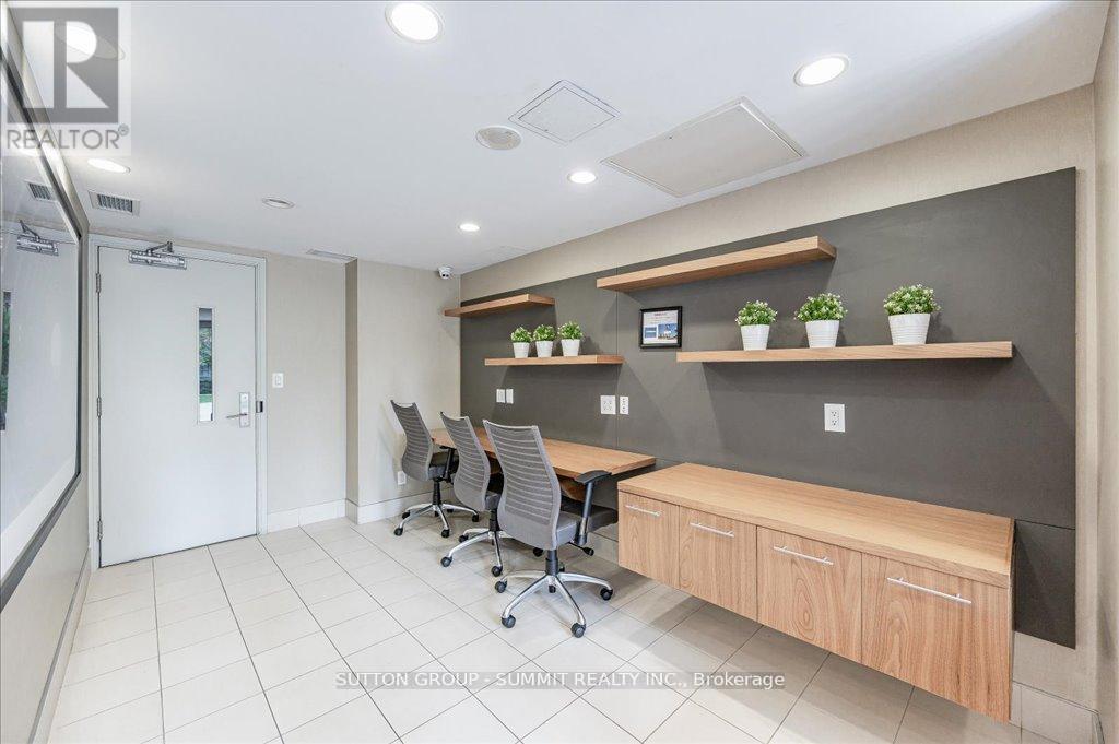 Photo 25 of 1402 50 Absolute Avenue, Mississauga ON
