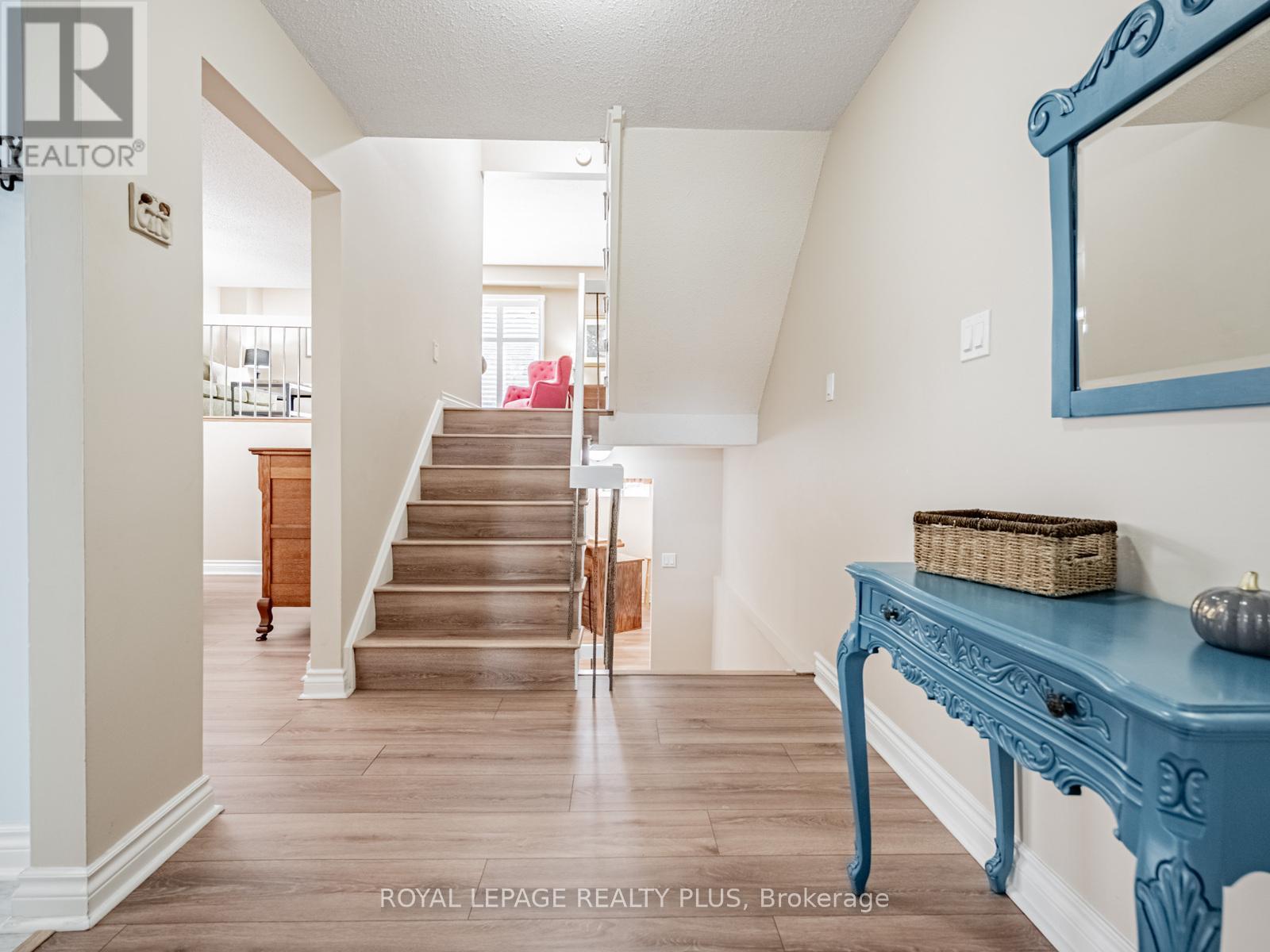 Photo 7 of 4097 Trapper Crescent, Mississauga ON