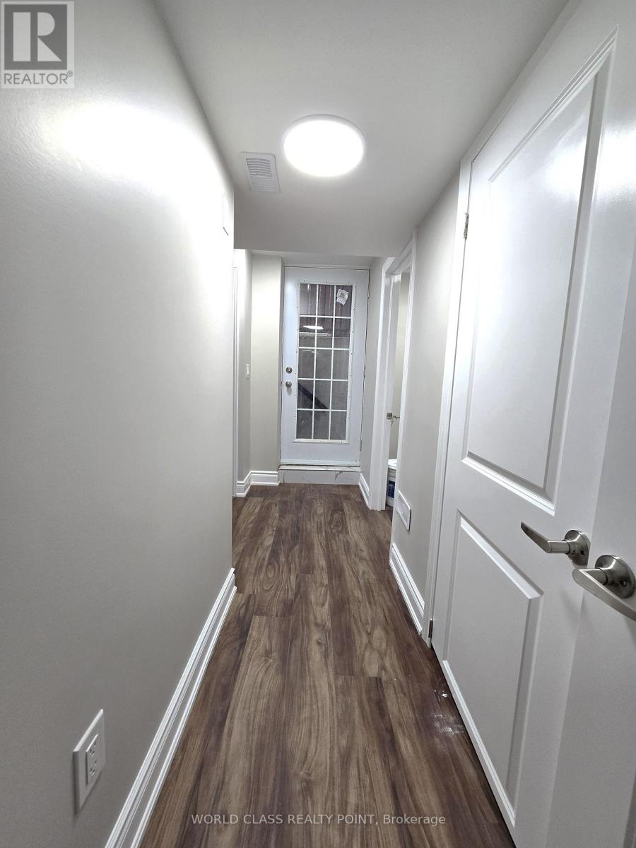 Photo 10 of Basement 89 Cayuga Avenue, Toronto ON