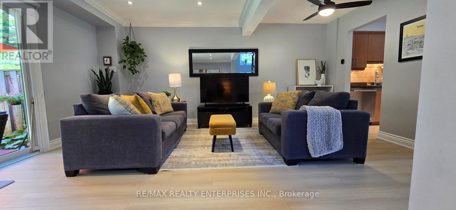 Photo 14 of 19 1180 Walden Circle, Mississauga ON