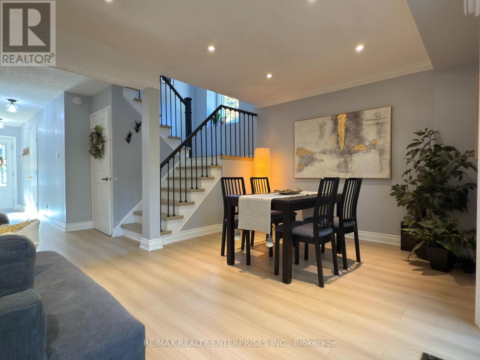 Photo 15 of 19 1180 Walden Circle, Mississauga ON