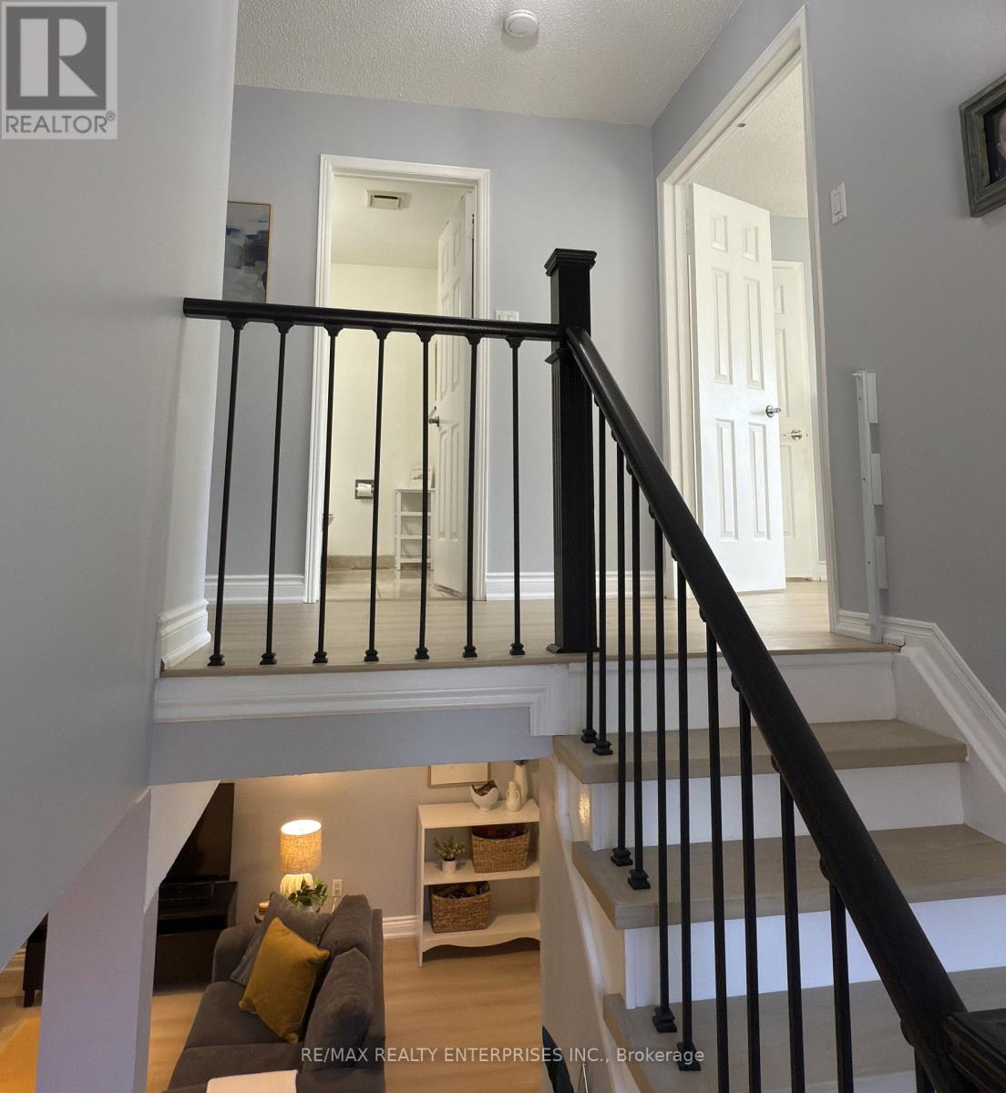 Photo 20 of 19 1180 Walden Circle, Mississauga ON