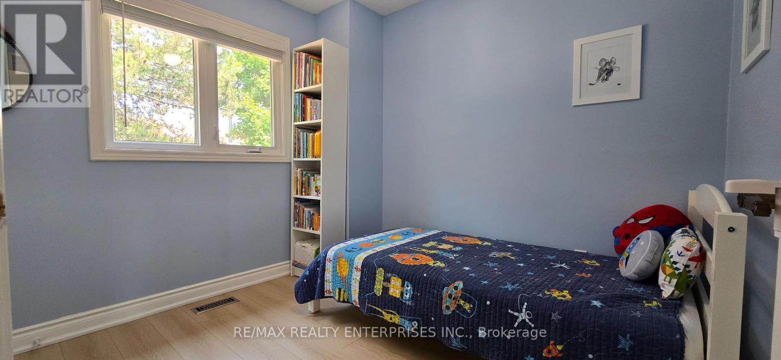 Photo 24 of 19 1180 Walden Circle, Mississauga ON
