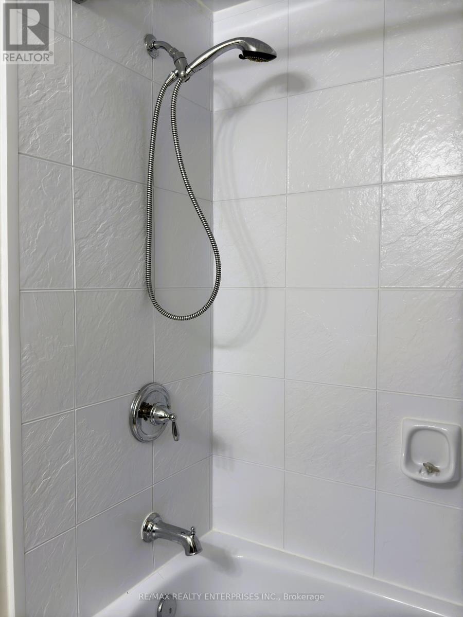 Photo 26 of 19 1180 Walden Circle, Mississauga ON