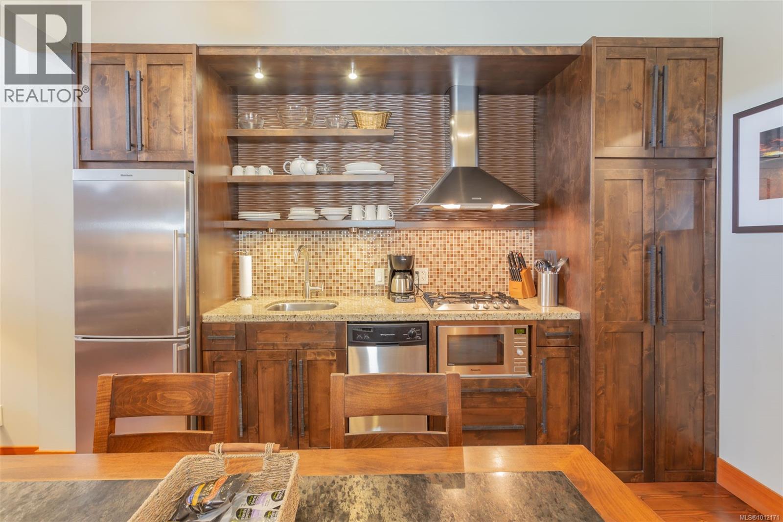 108B1 494 Arbutus Dr, Mayne Island