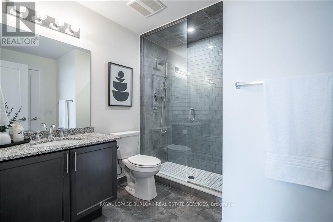 Photo 22 of 426 16 Concord Place, Grimsby ON
