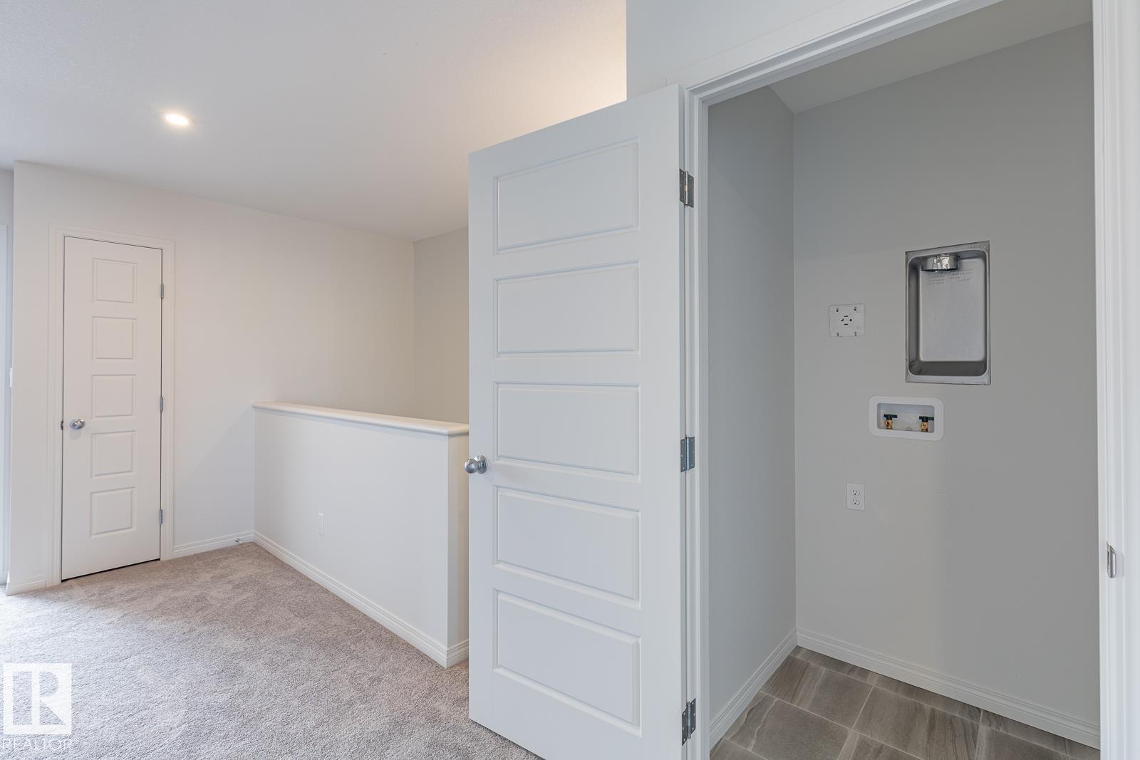Photo 4 of 6258 175 A Av Nw, Edmonton AB