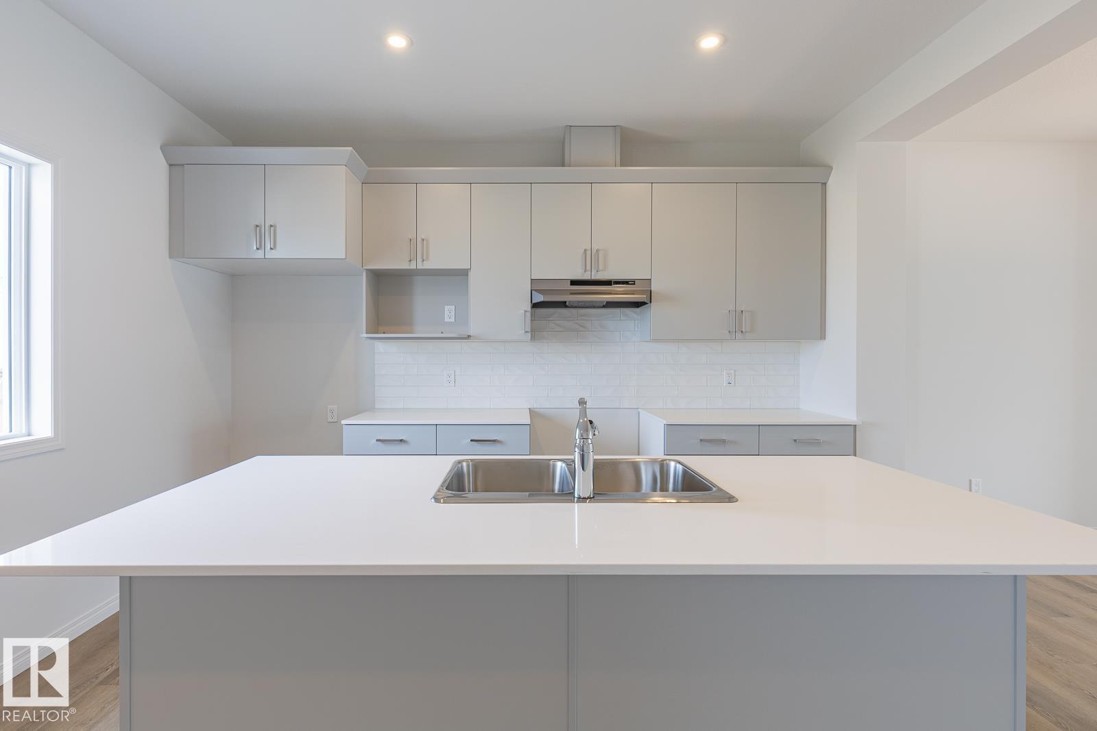 Photo 13 of 6258 175 A Av Nw, Edmonton AB