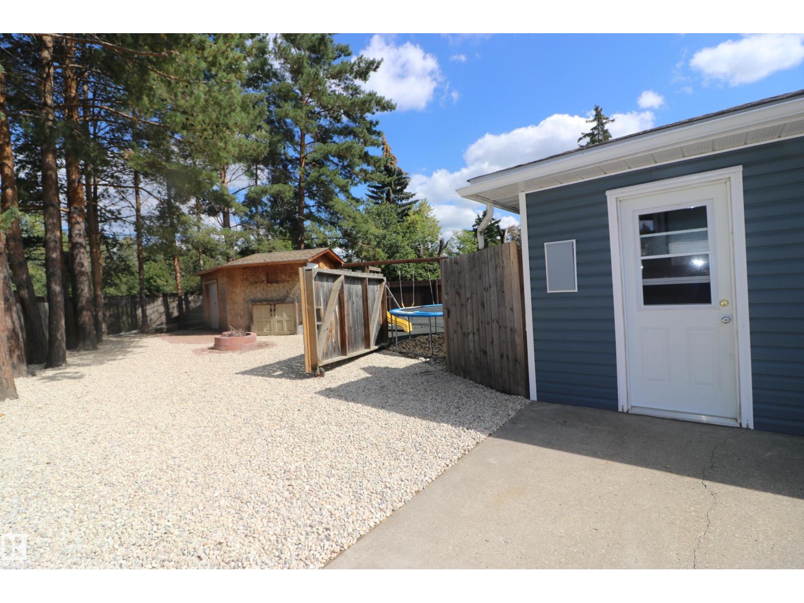 Photo 37 of 4319 54 St, Beaumont AB