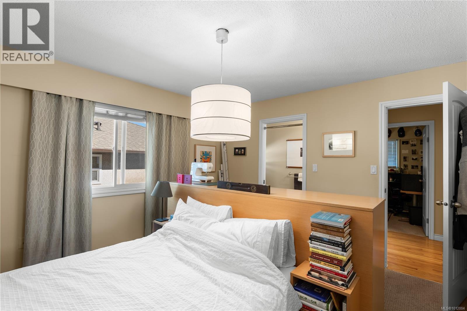  1571 Arrow Road, Saanich