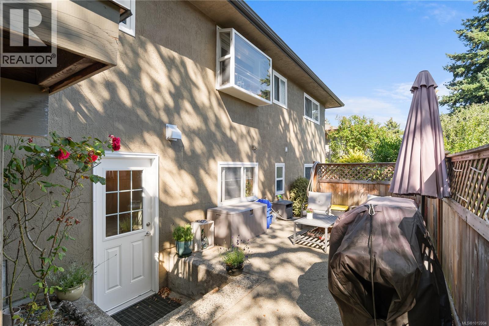  1571 Arrow Road, Saanich