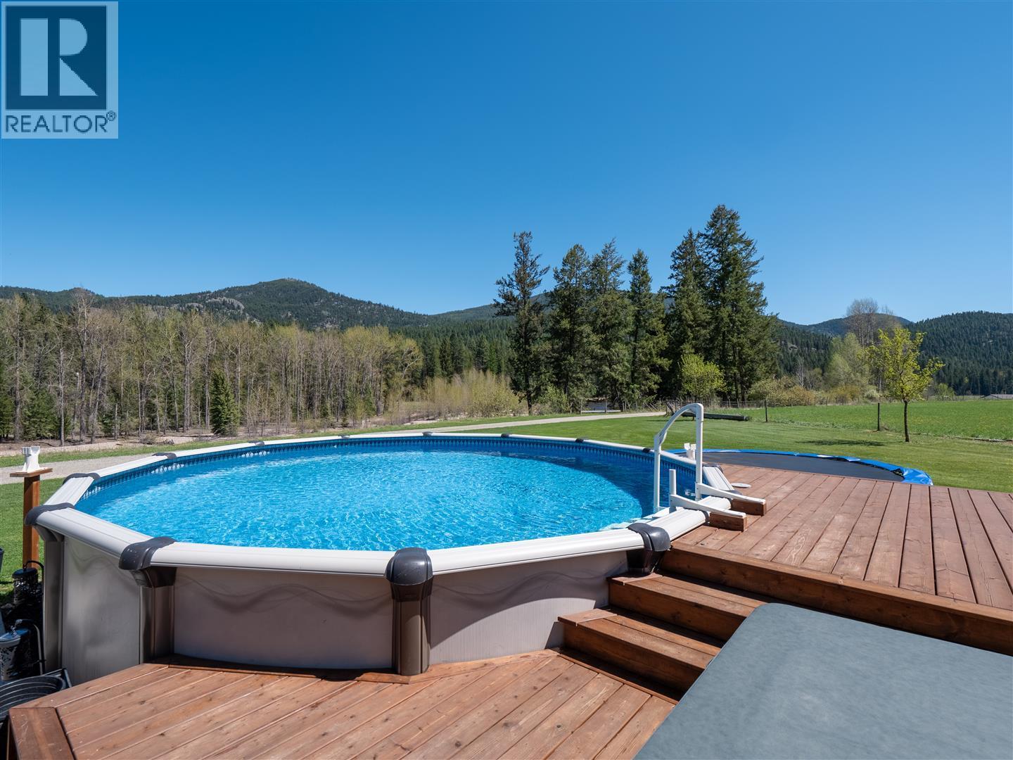 5284 Christian Valley Road, Westbridge