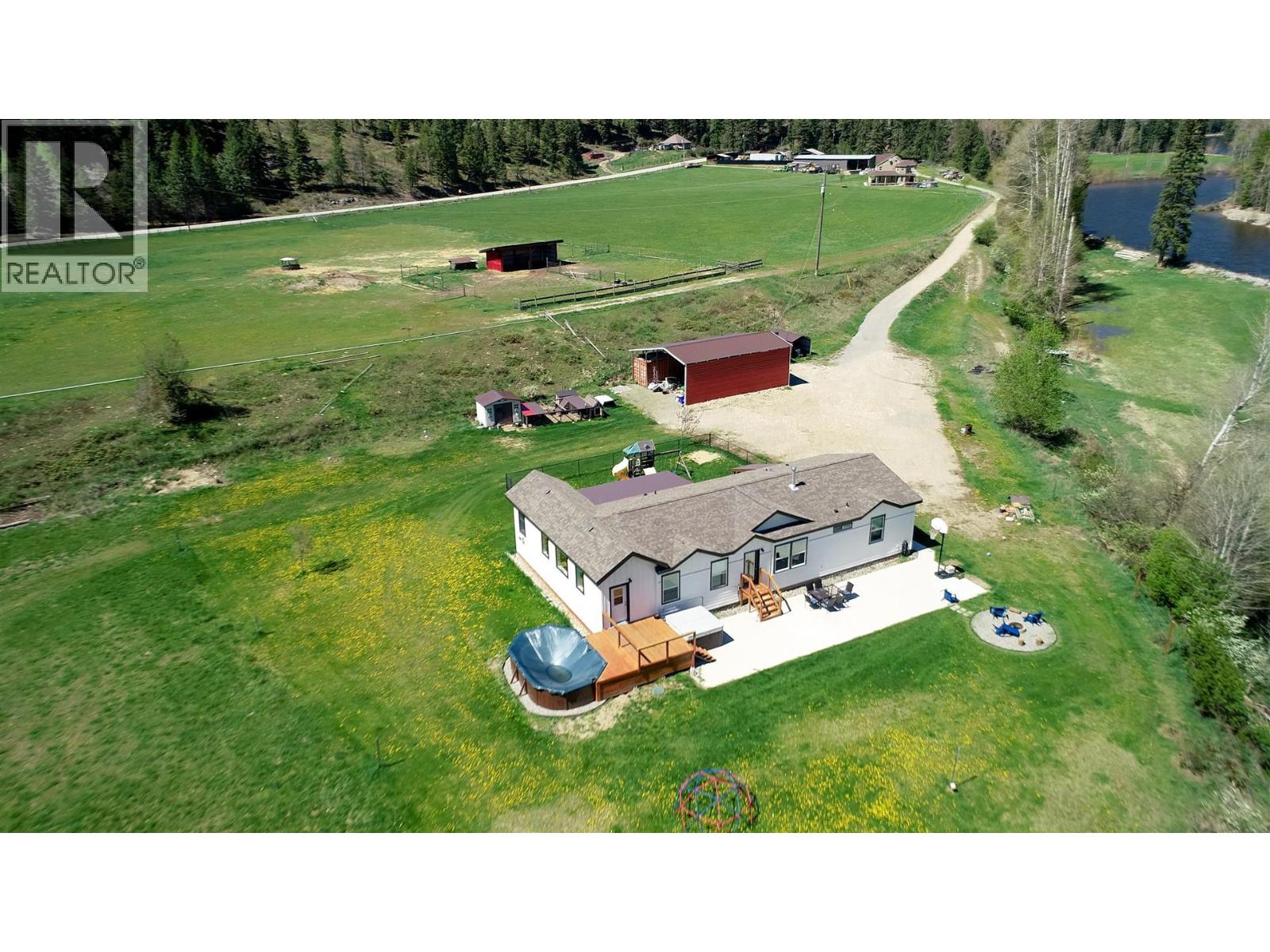 5284 Christian Valley Road, Westbridge