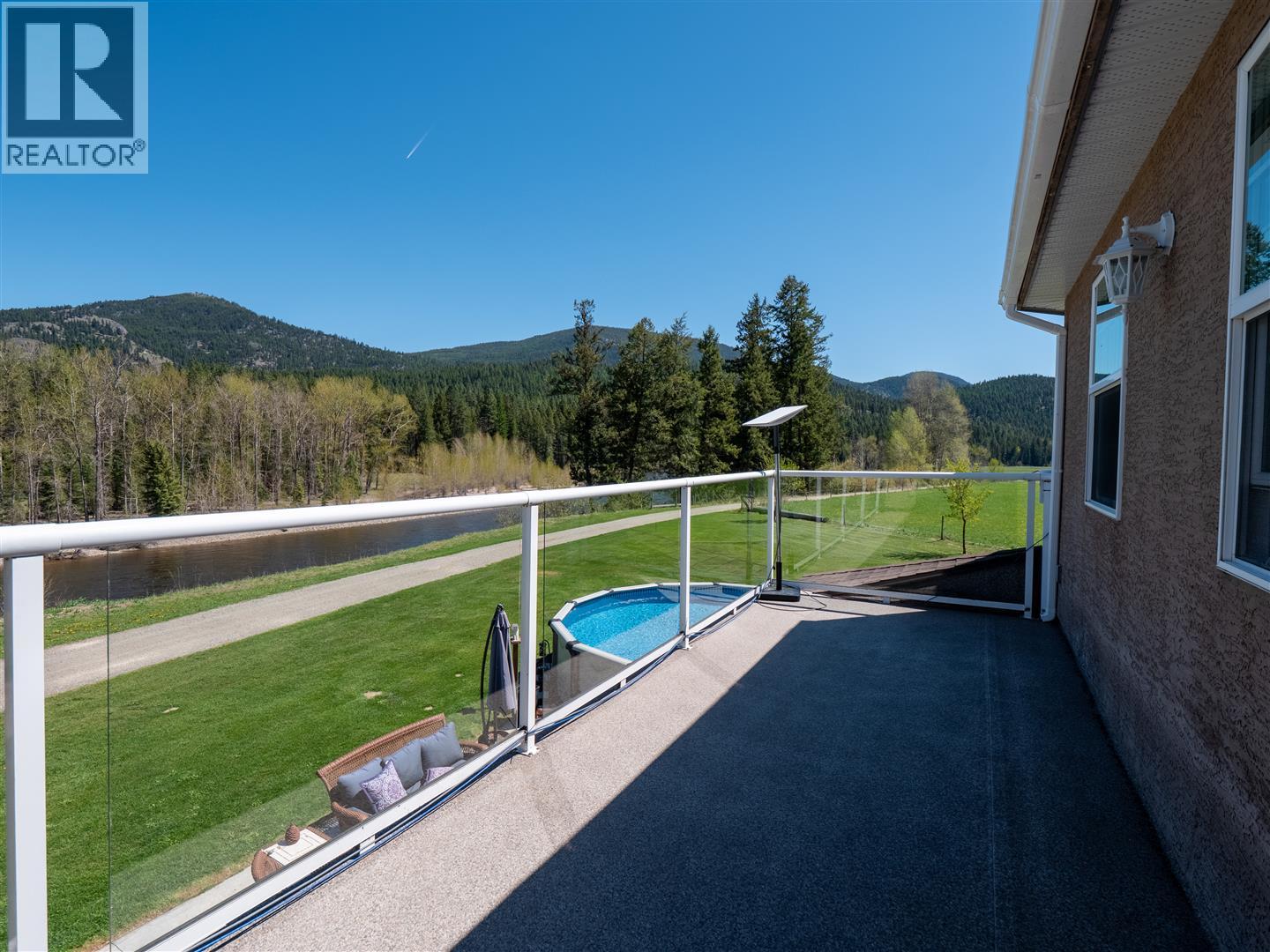 5284 Christian Valley Road, Westbridge