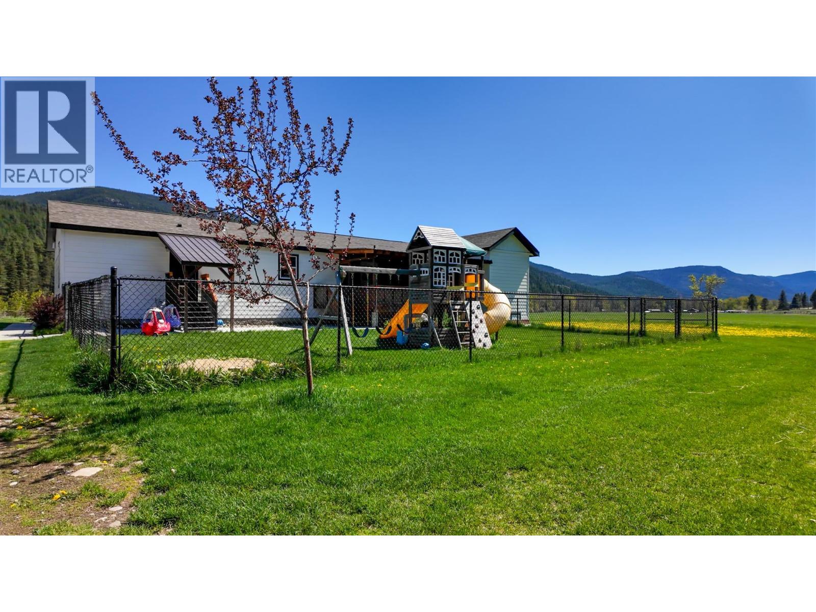 5284 Christian Valley Road, Westbridge