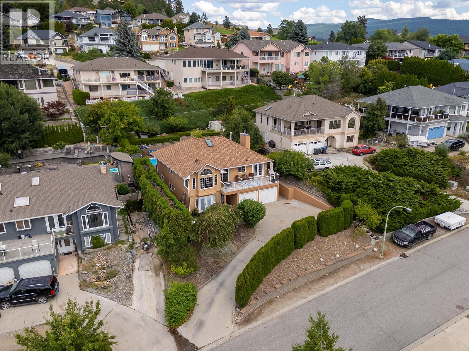 Photo 8 of 1337 Bentien Road, Kelowna BC