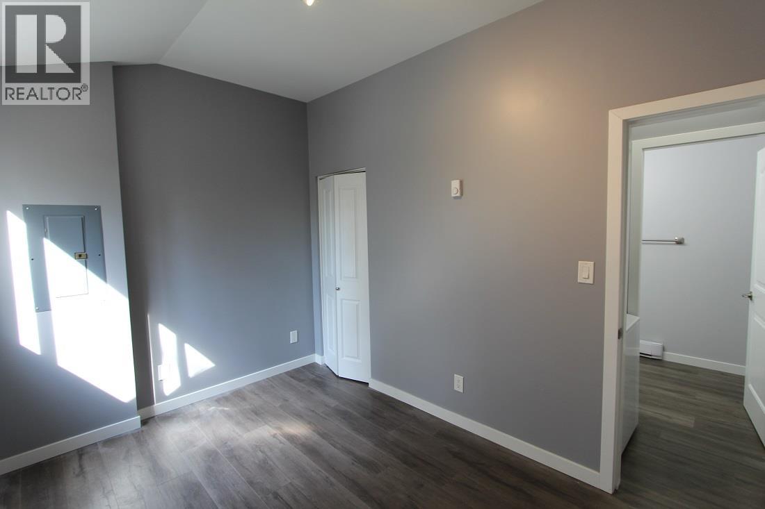 Photo 2 of 7521 Castle Heights, Anglemont BC