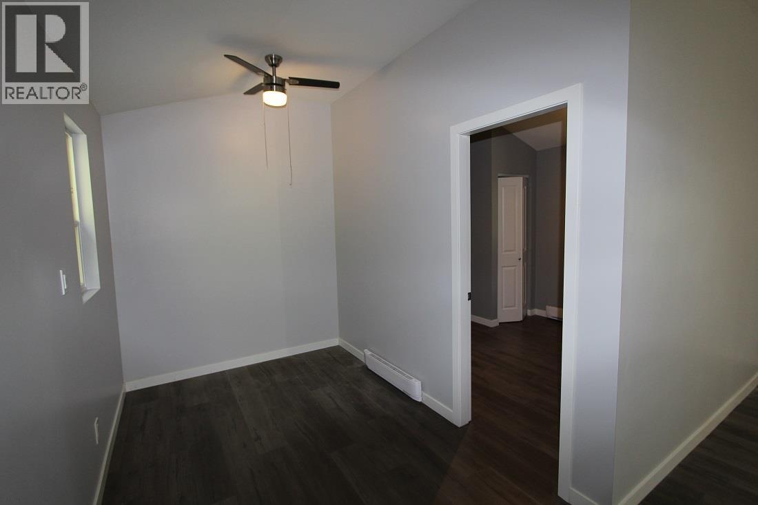 Photo 3 of 7521 Castle Heights, Anglemont BC
