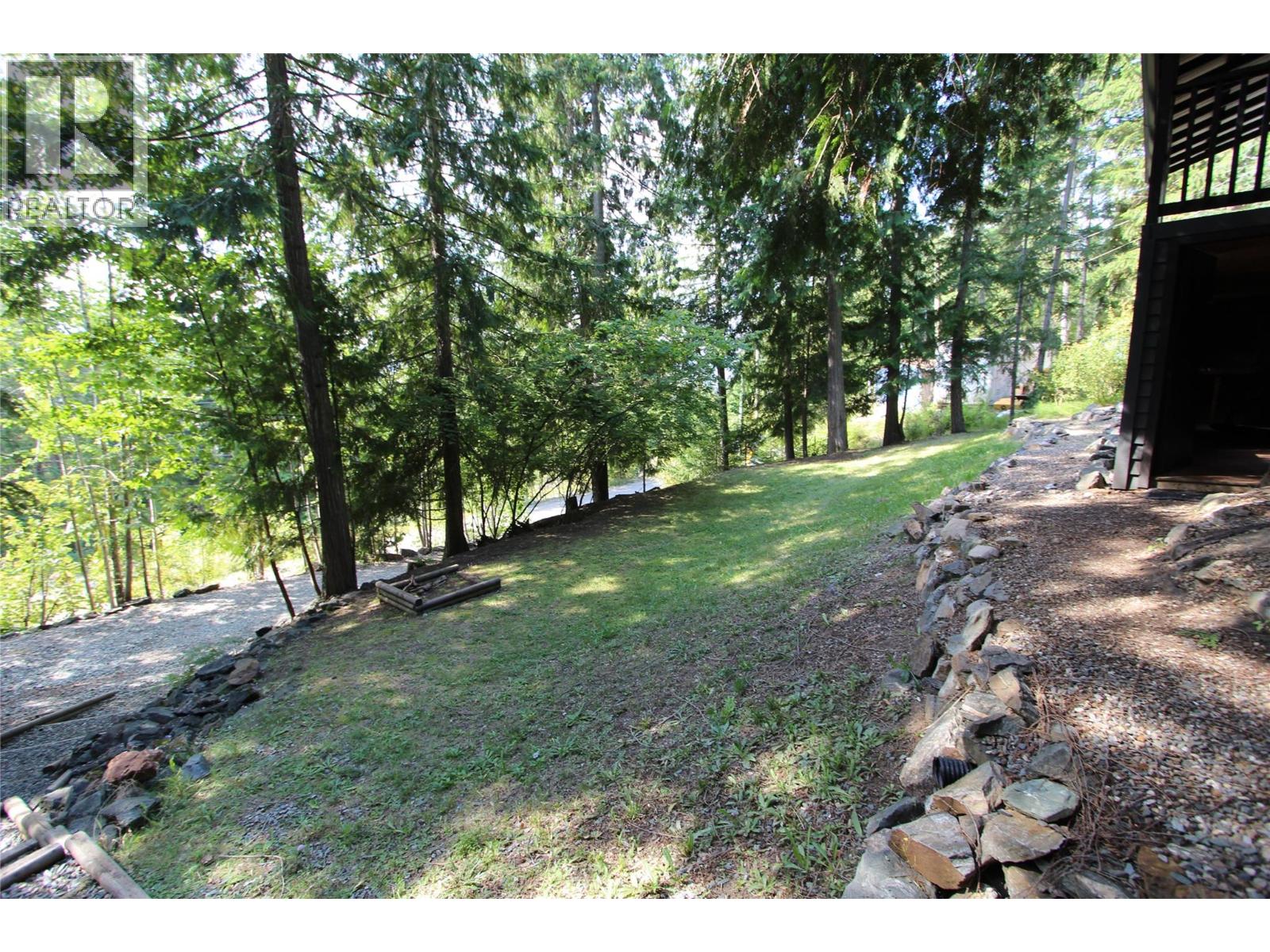 Photo 5 of 7521 Castle Heights, Anglemont BC