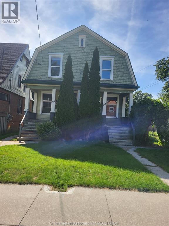 Photo 1 of 202 204 William Street, Chatham ON
