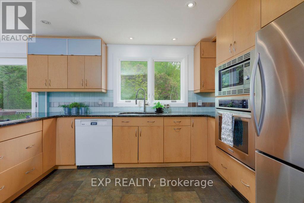 Photo 33 of 19 Ancroft Court, Ottawa ON