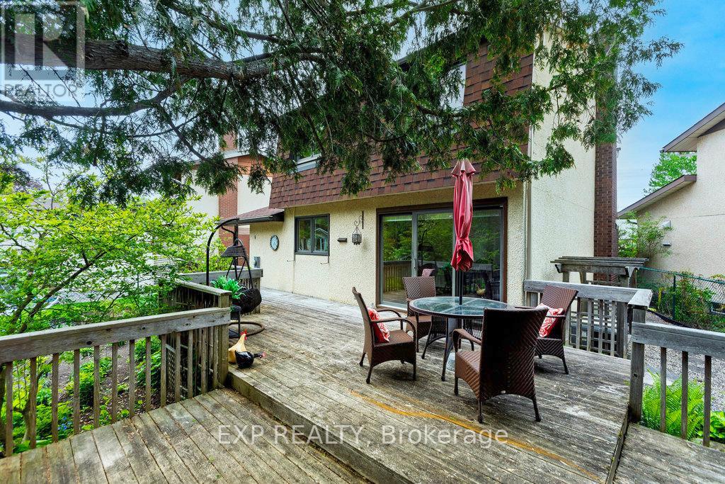 Photo 6 of 19 Ancroft Court, Ottawa ON