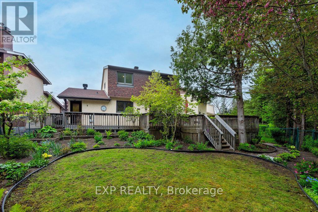 Photo 14 of 19 Ancroft Court, Ottawa ON
