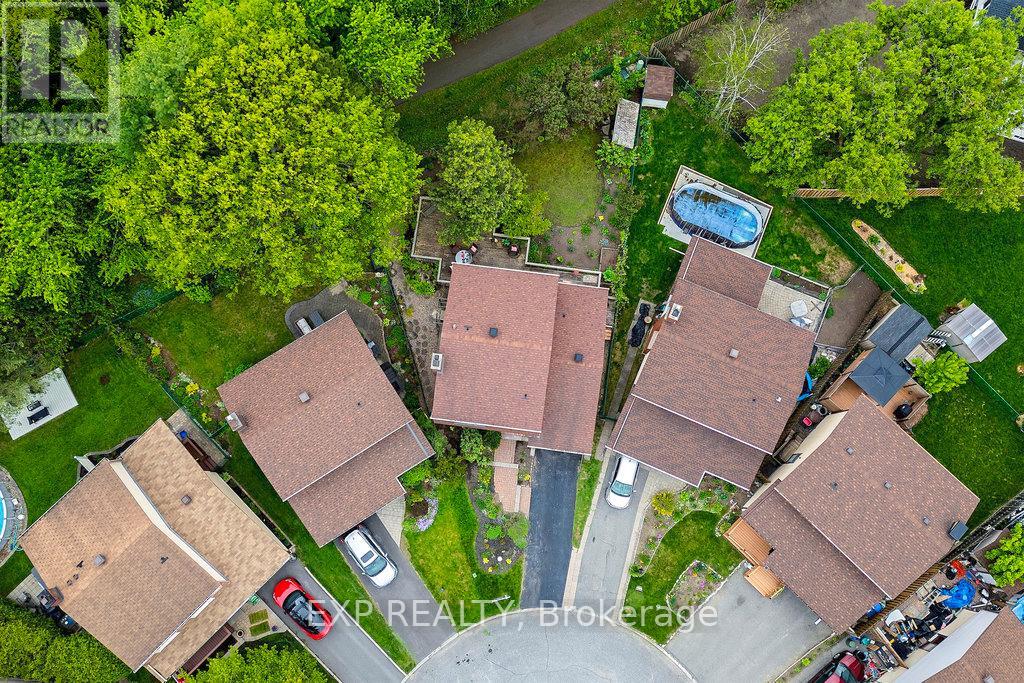 Photo 26 of 19 Ancroft Court, Ottawa ON