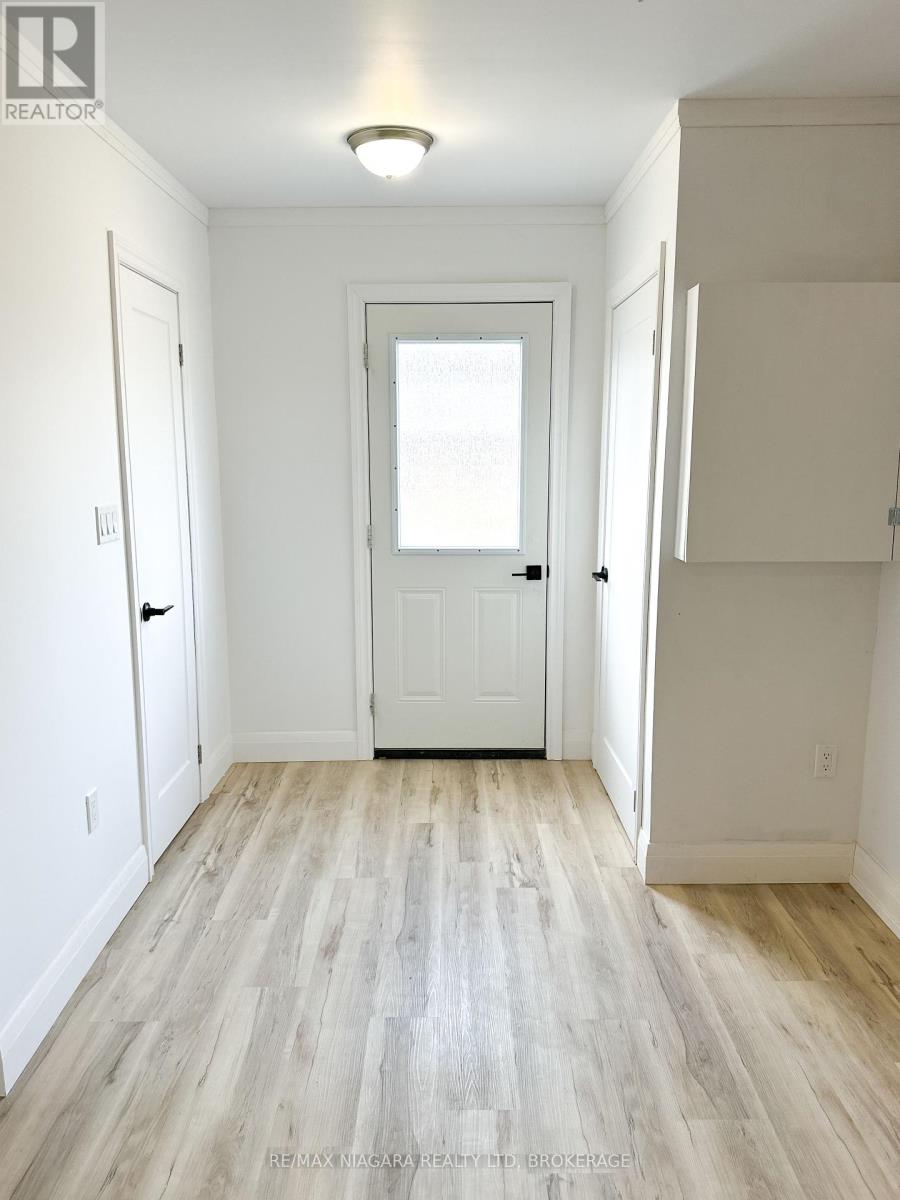 Photo 25 of Upper 233 Pelham Road, St Catharines ON