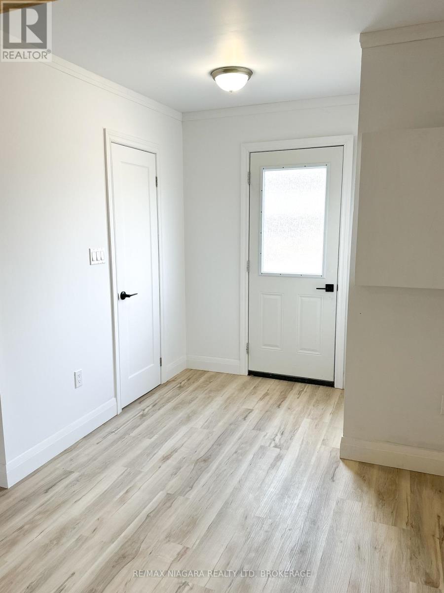 Photo 11 of Upper 233 Pelham Road, St Catharines ON