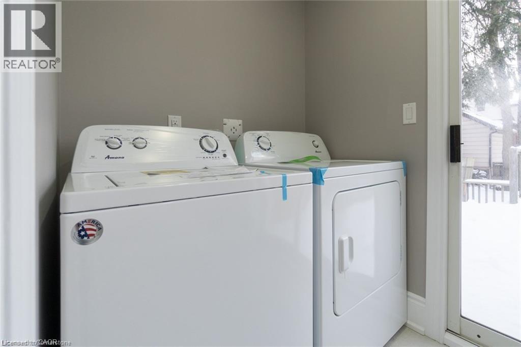 Photo 3 of 27 Belmont Avenue Unit 2, Hamilton ON