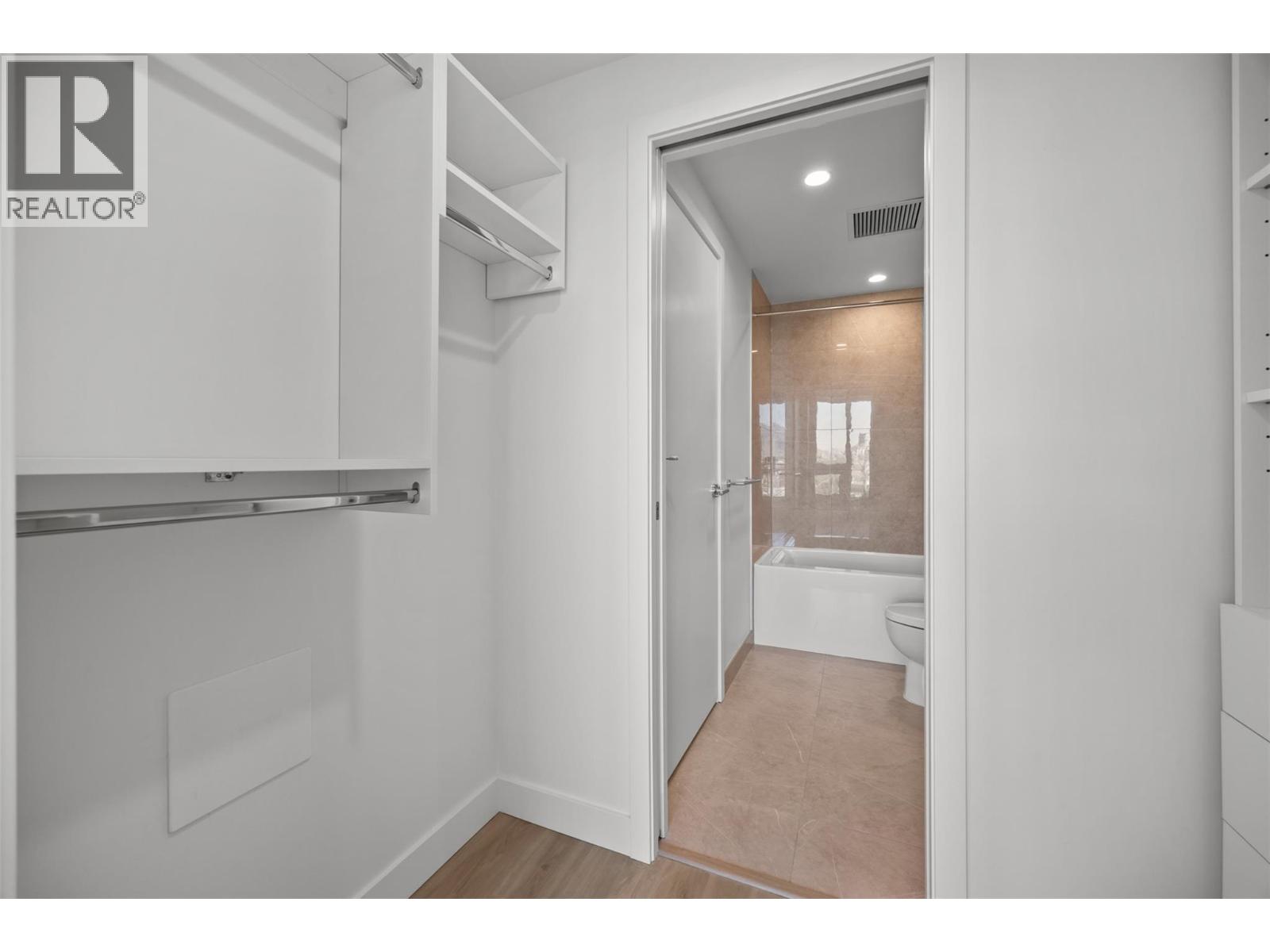 801 1626 Water Street, Kelowna