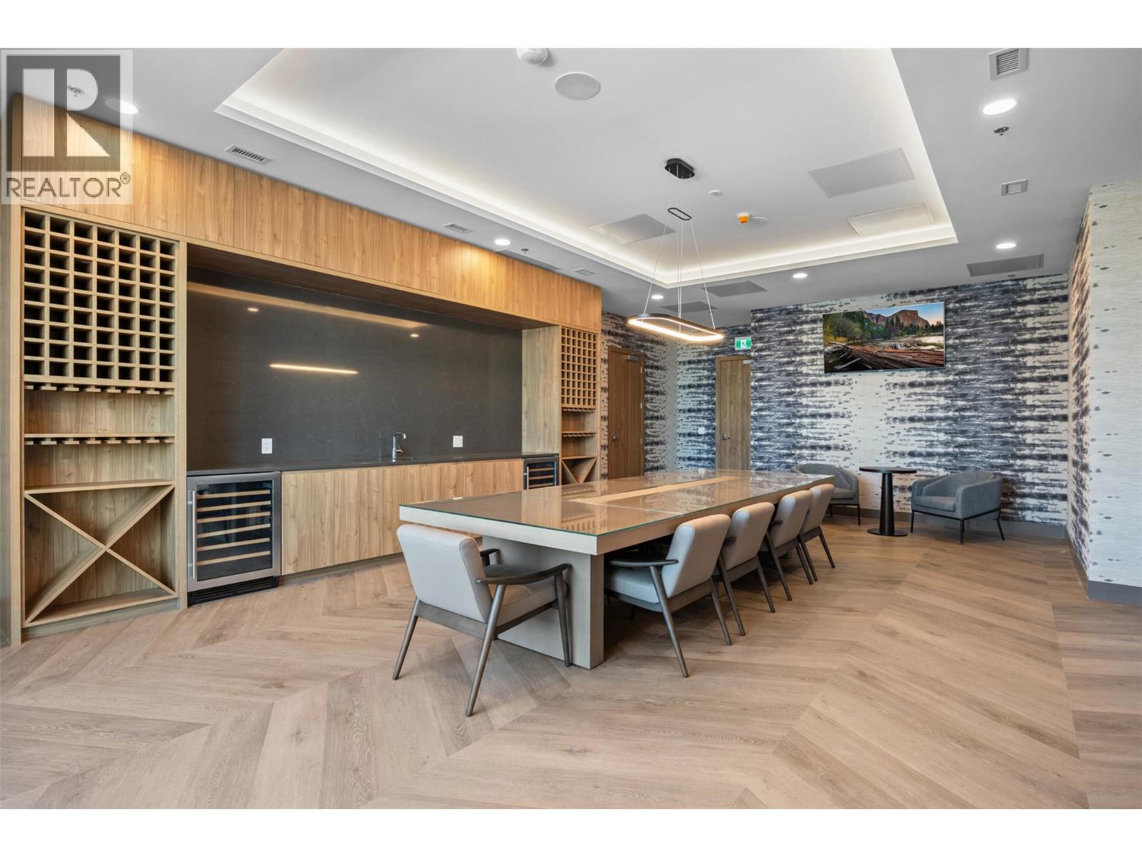 801 1626 Water Street, Kelowna