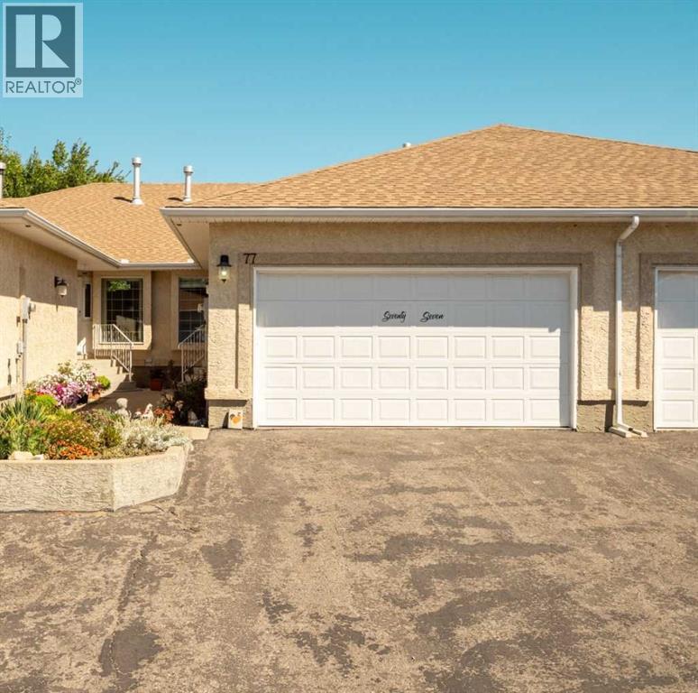 Photo 17 of 77 Columbia Boulevard W, Lethbridge AB