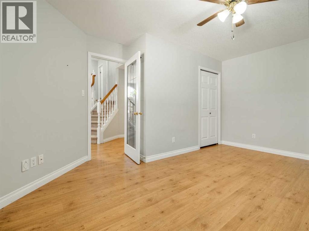 Photo 37 of 77 Columbia Boulevard W, Lethbridge AB