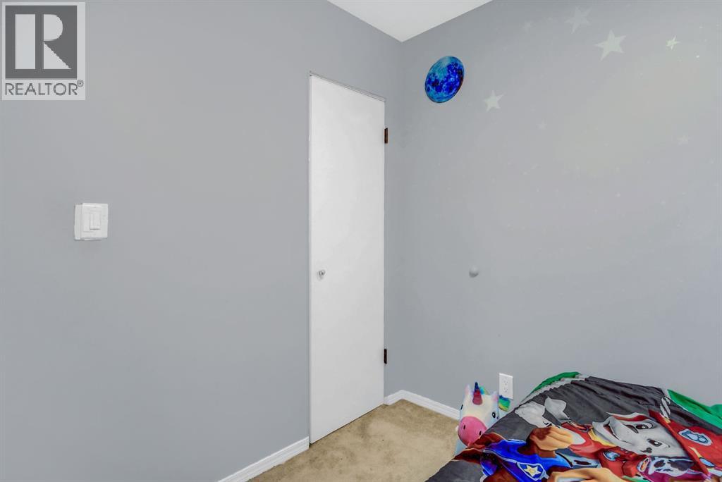 Photo 6 of 9825 91 Avenue, Grande Prairie AB