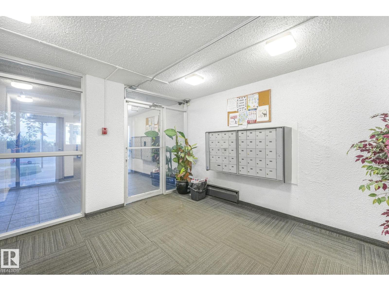 Photo 15 of 306 8310 Jasper Av Nw, Edmonton AB
