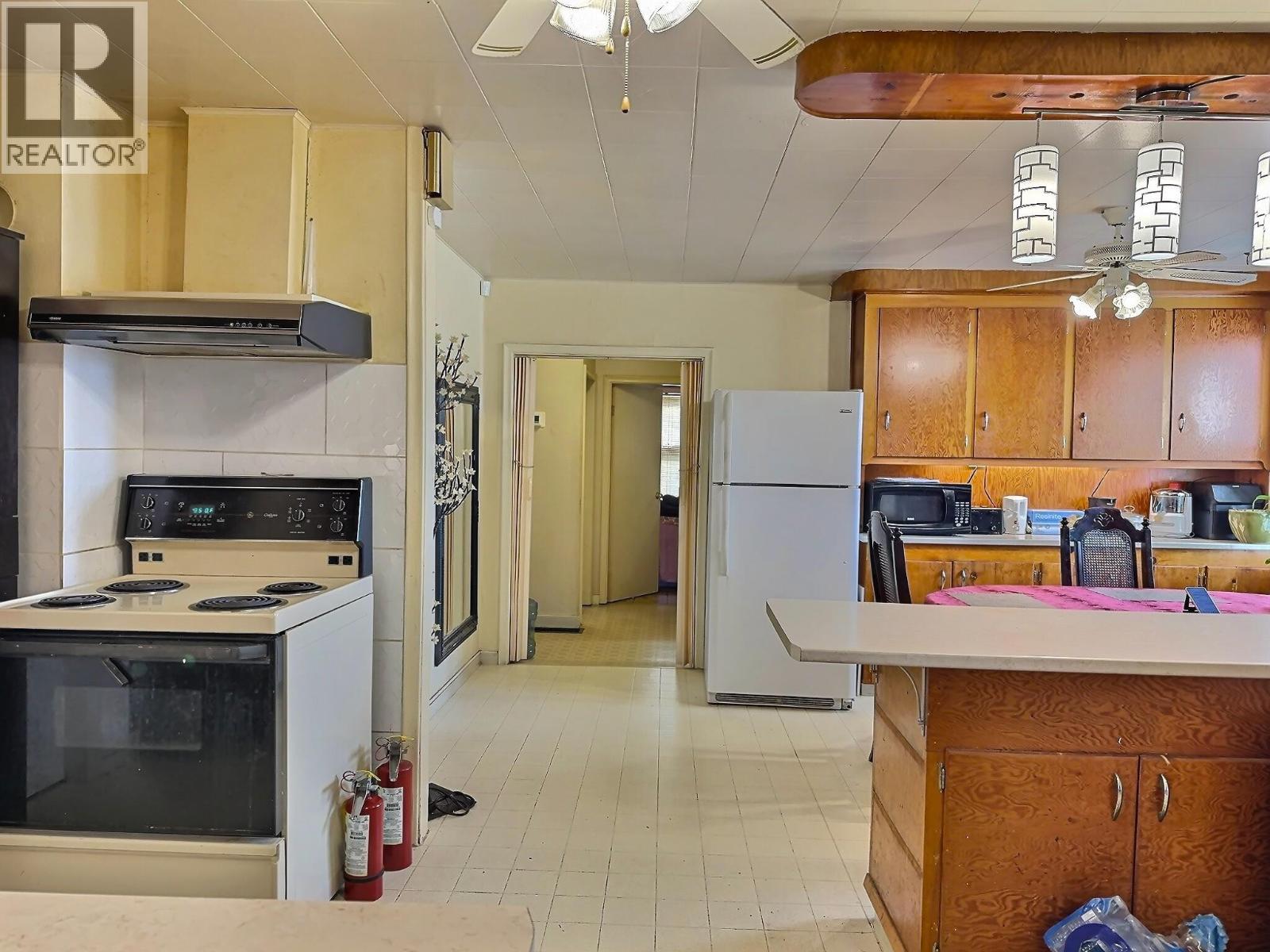 Photo 11 of 213 Bell Street, Chase BC