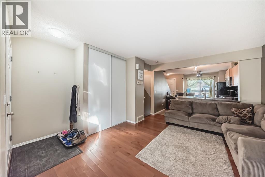 Photo 12 of 70 Erin Woods Court Se, Calgary AB