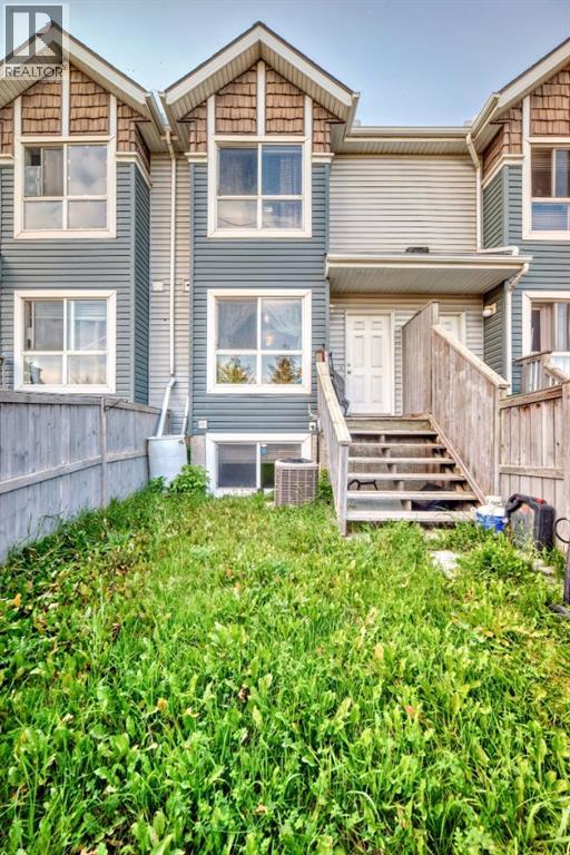 Photo 32 of 70 Erin Woods Court Se, Calgary AB