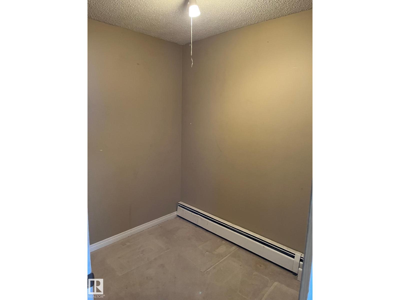 Photo 10 of 401 3511 60 St Nw, Edmonton AB
