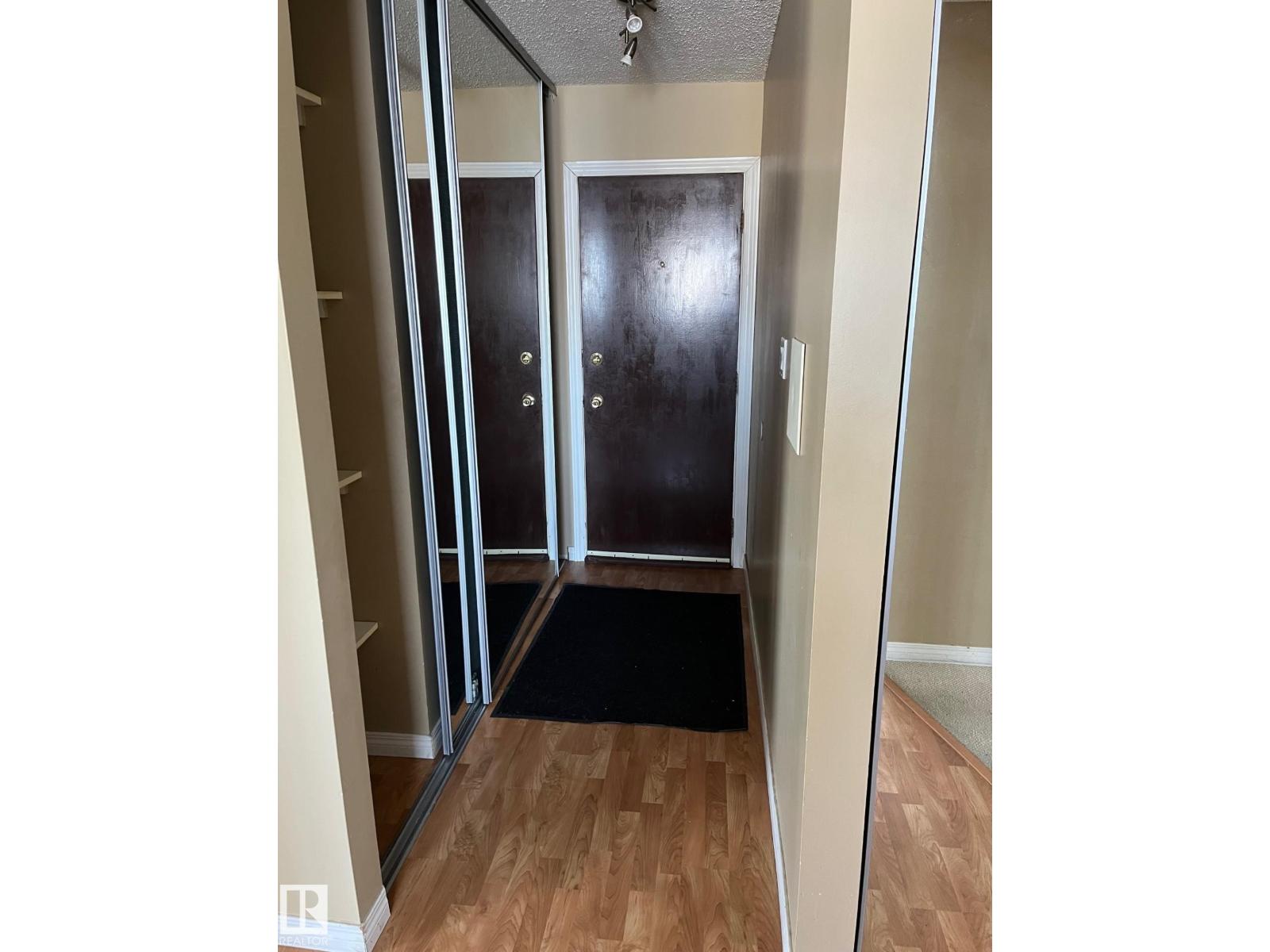 Photo 13 of 401 3511 60 St Nw, Edmonton AB