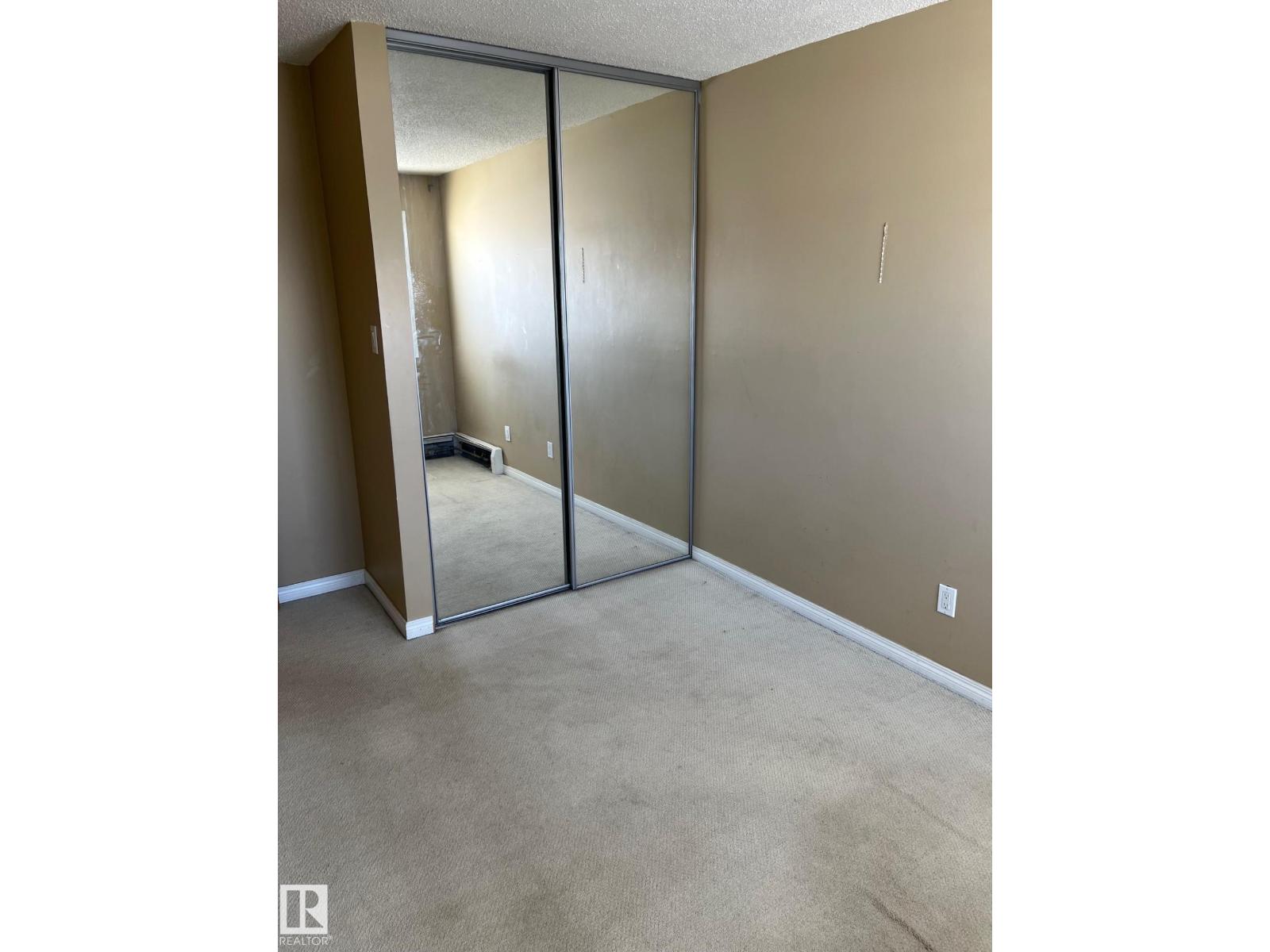 Photo 7 of 401 3511 60 St Nw, Edmonton AB