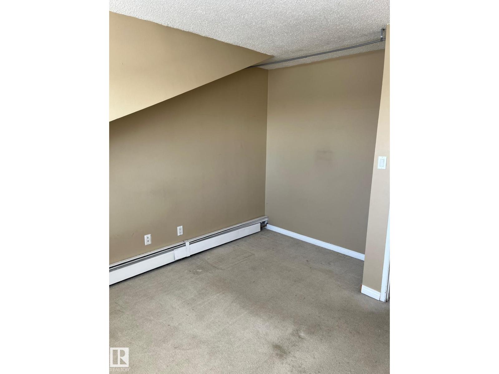 Photo 8 of 401 3511 60 St Nw, Edmonton AB
