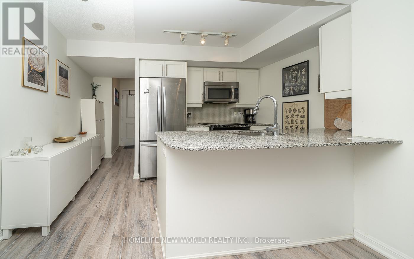 Photo 10 of 302 35 Bastion Street, Toronto ON