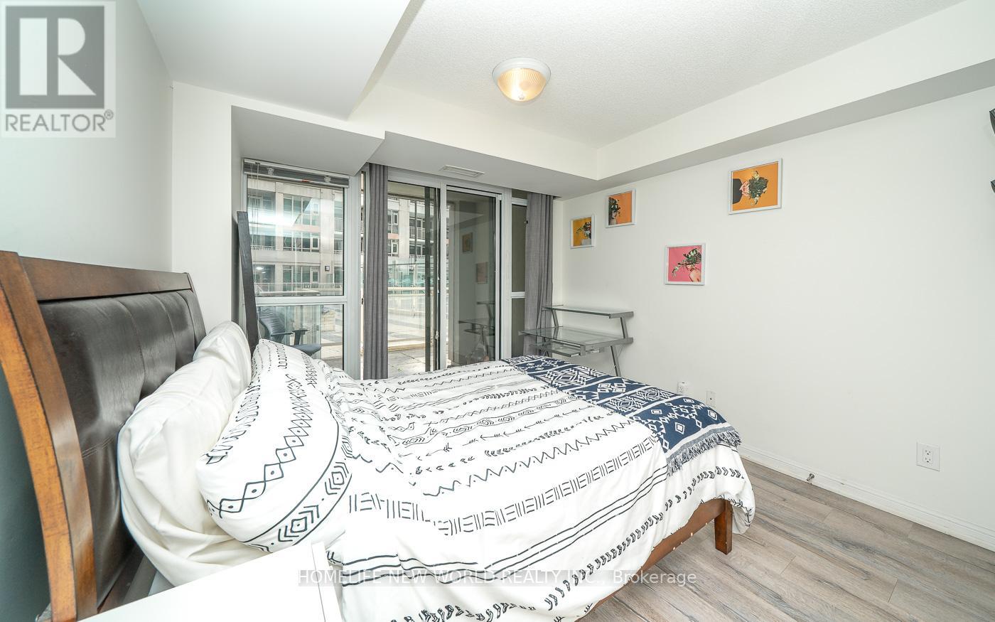 Photo 20 of 302 35 Bastion Street, Toronto ON